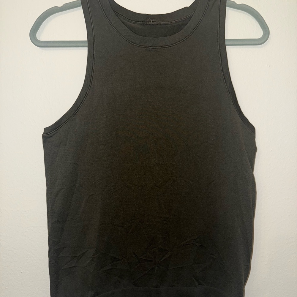 lululemon athletica Olive Tank Top - Picture 3 of 3